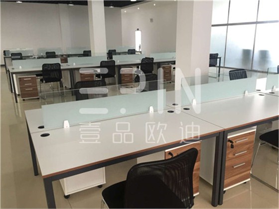 成都辦公家具在擺放布局上要考慮哪些因素？