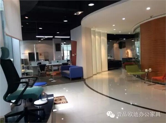 選擇辦公家具的最佳時期？