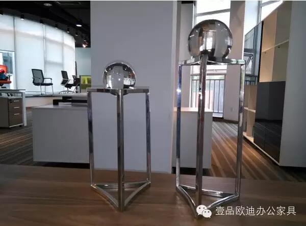 如何為辦公室挑選飾品擺件？