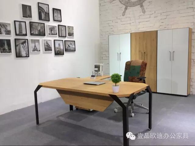 如何為辦公室挑選飾品擺件？