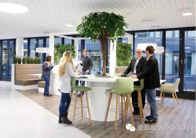 為什么辦公室里一定要養植物？-壹品歐迪辦公家具