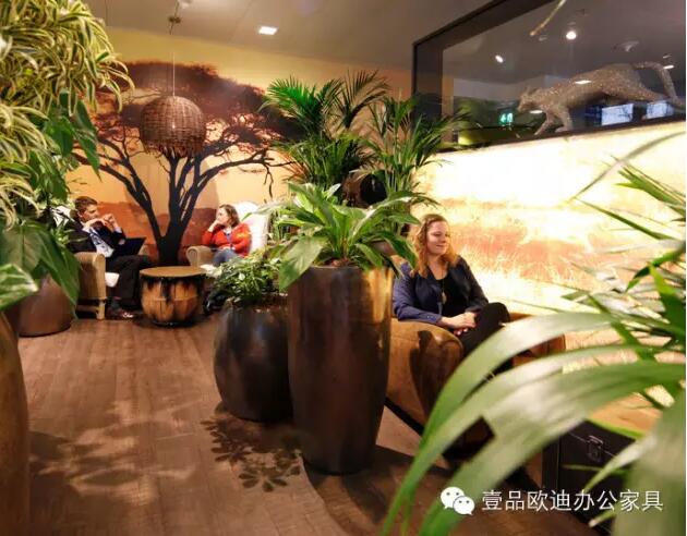 為什么辦公室里一定要養植物？-壹品歐迪辦公家具