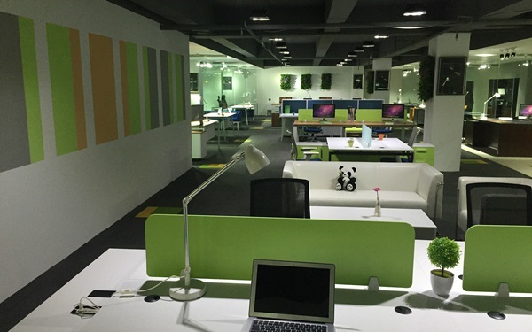 企業選擇辦公桌有哪些優勢