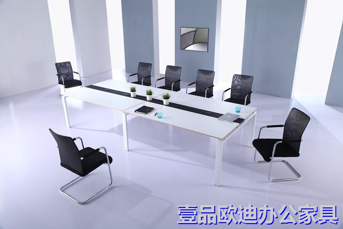 百思特-會議桌-感謝辦公家具每天8小時工作時間的陪伴！